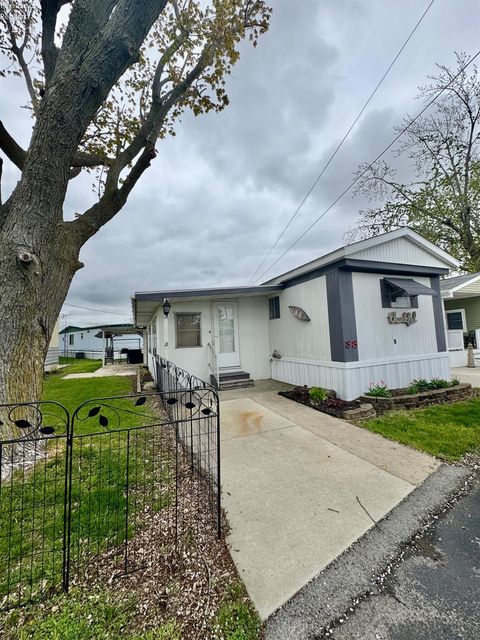 Homes For Sale - 999 N Buck Road #38<br/> Marblehead, OH 43440