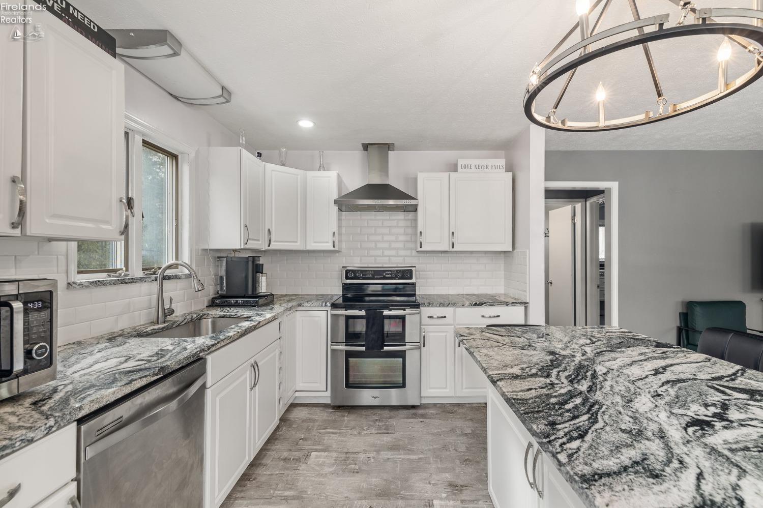 588 Lake Shore Drive Dr, Willard, New Mexico image 9