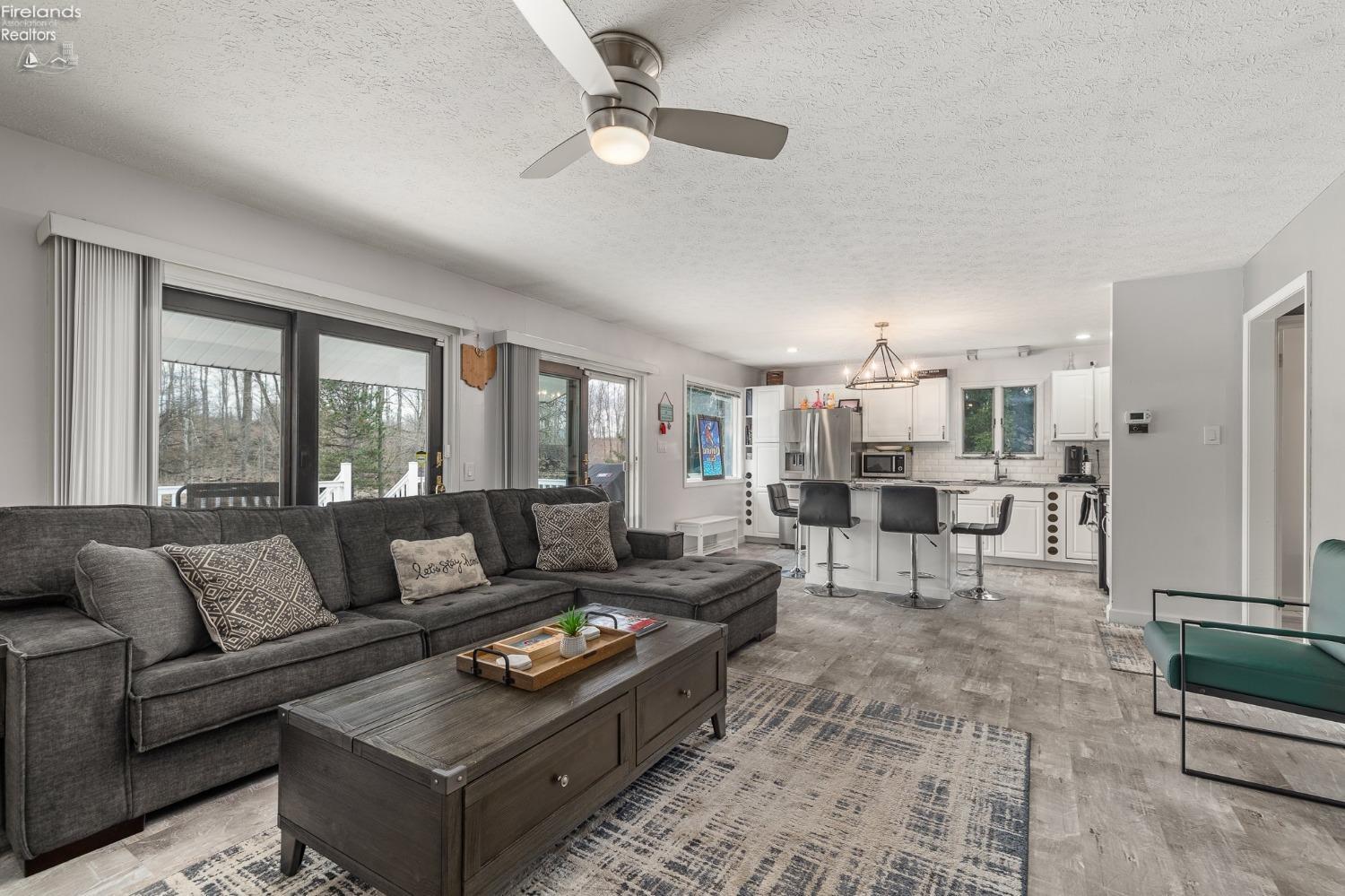 588 Lake Shore Drive Dr, Willard, New Mexico image 5