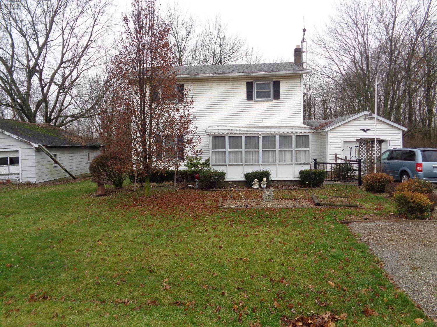 109 N Conwell Avenue, Willard, Ohio image 2