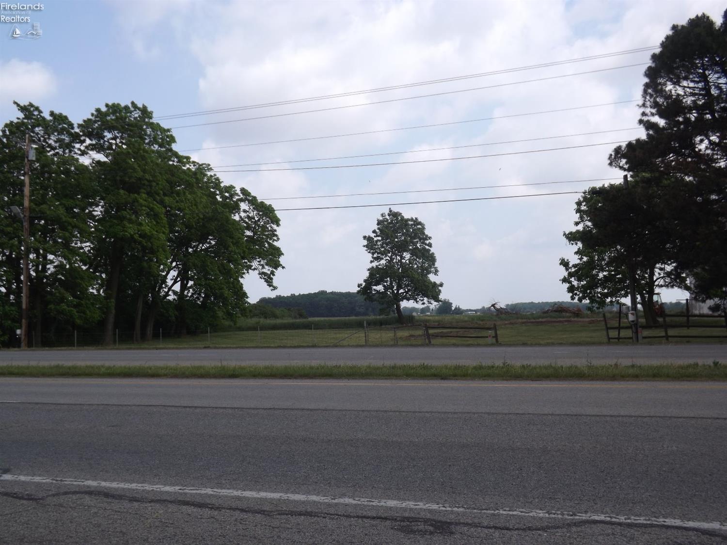 W Mcpherson Highway, Clyde, Ohio image 3