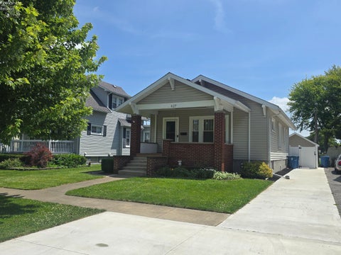 Homes For Sale - 627 Madison Street<br/> Port Clinton, OH 43452