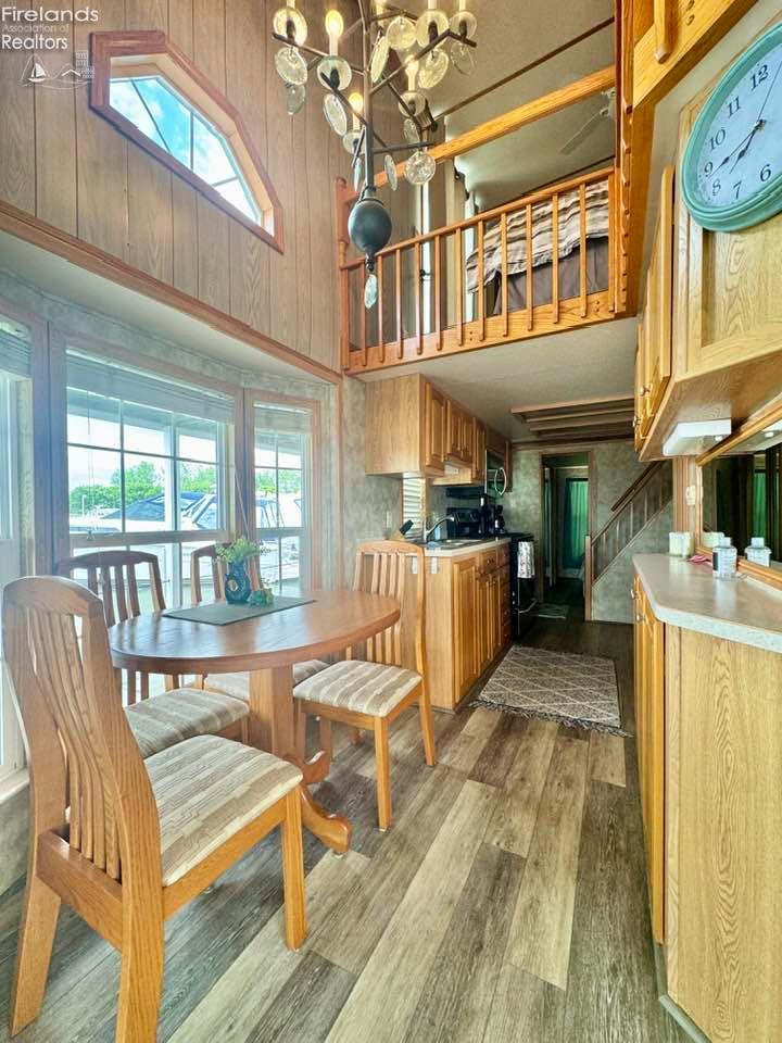 1805 W Lakeshore Drive, Port Clinton, New Mexico image 9