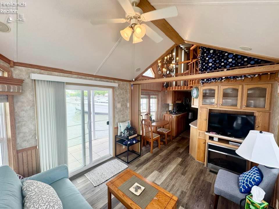 1805 W Lakeshore Drive, Port Clinton, New Mexico image 8