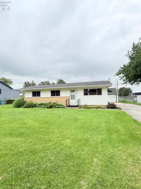 Homes For Sale - 23766 W Meadow Drive<br/> Genoa, OH 43430