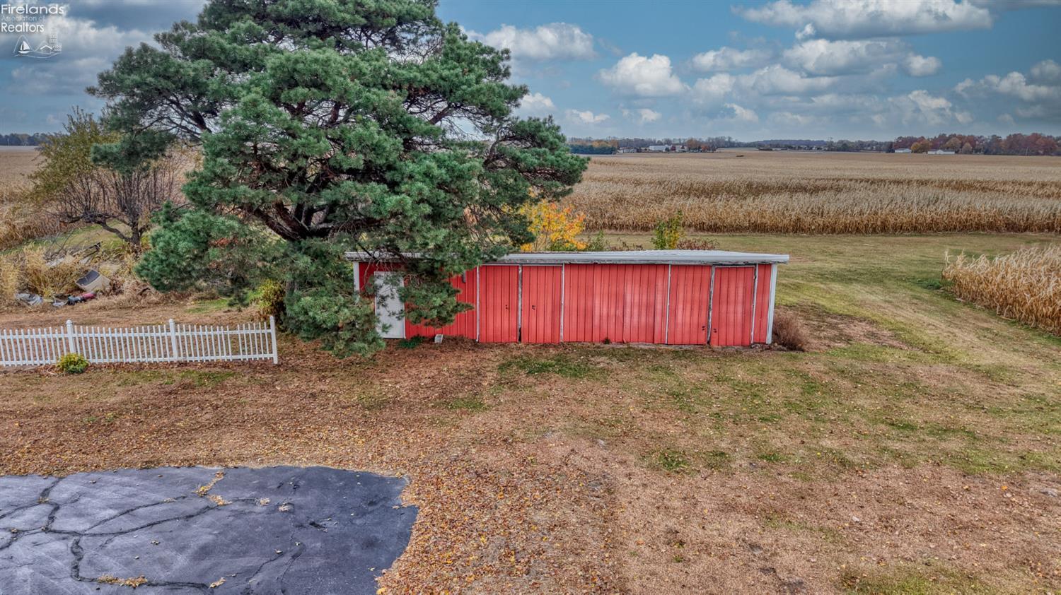 Bellevue, Ohio 44811, United States, 4 Bedrooms Bedrooms, ,2 BathroomsBathrooms,Residential,Active,242247