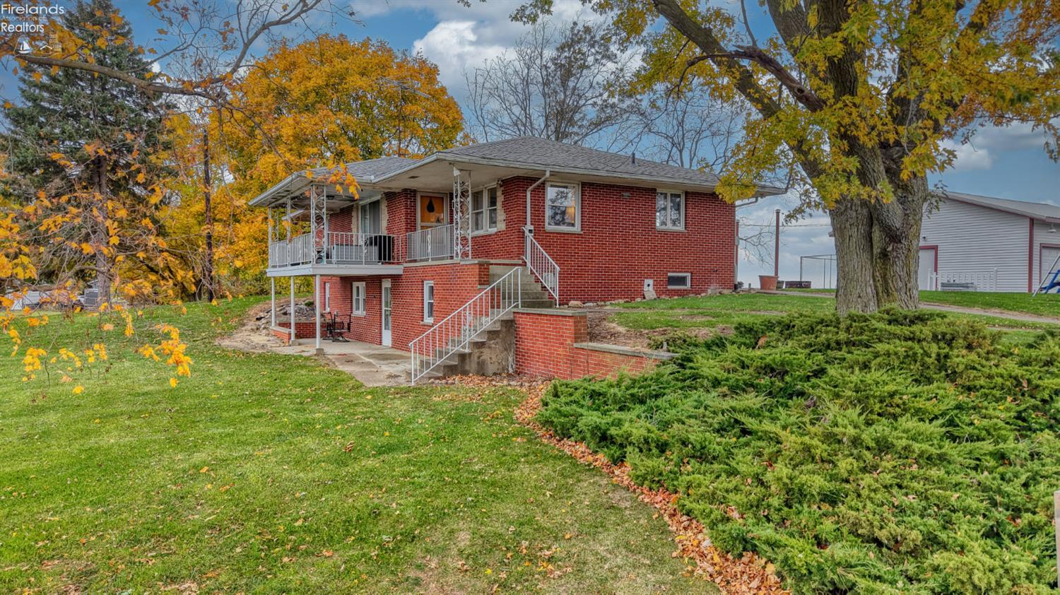 Bellevue, Ohio 44811, United States, 4 Bedrooms Bedrooms, ,2 BathroomsBathrooms,Residential,Active,242247