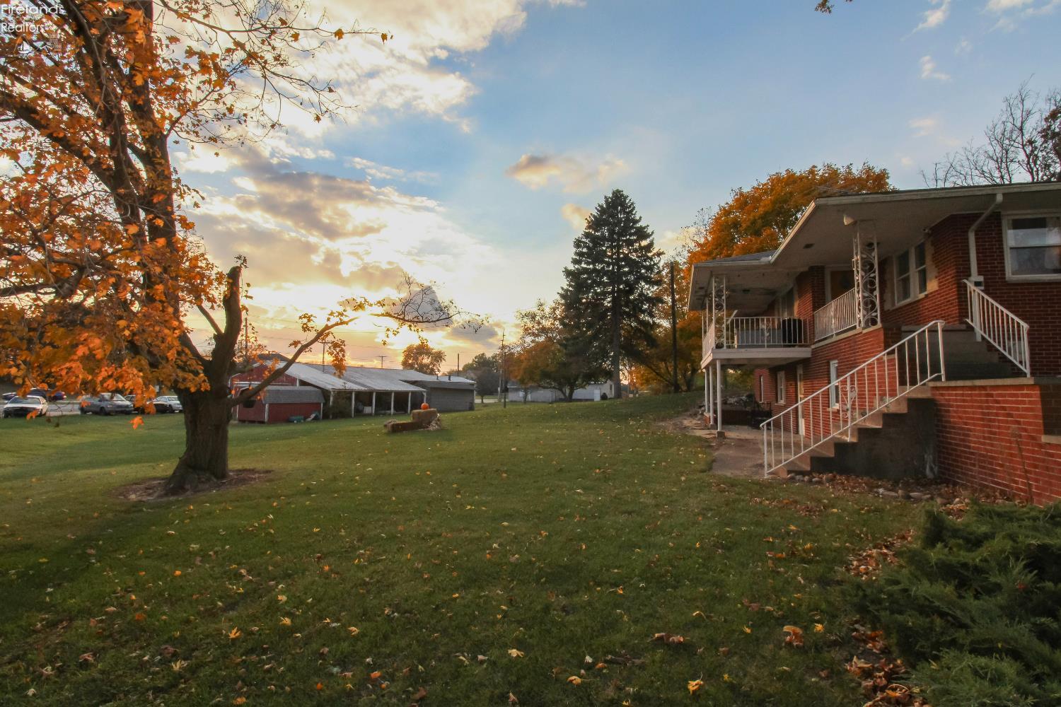 Bellevue, Ohio 44811, United States, 4 Bedrooms Bedrooms, ,2 BathroomsBathrooms,Residential,Active,242247