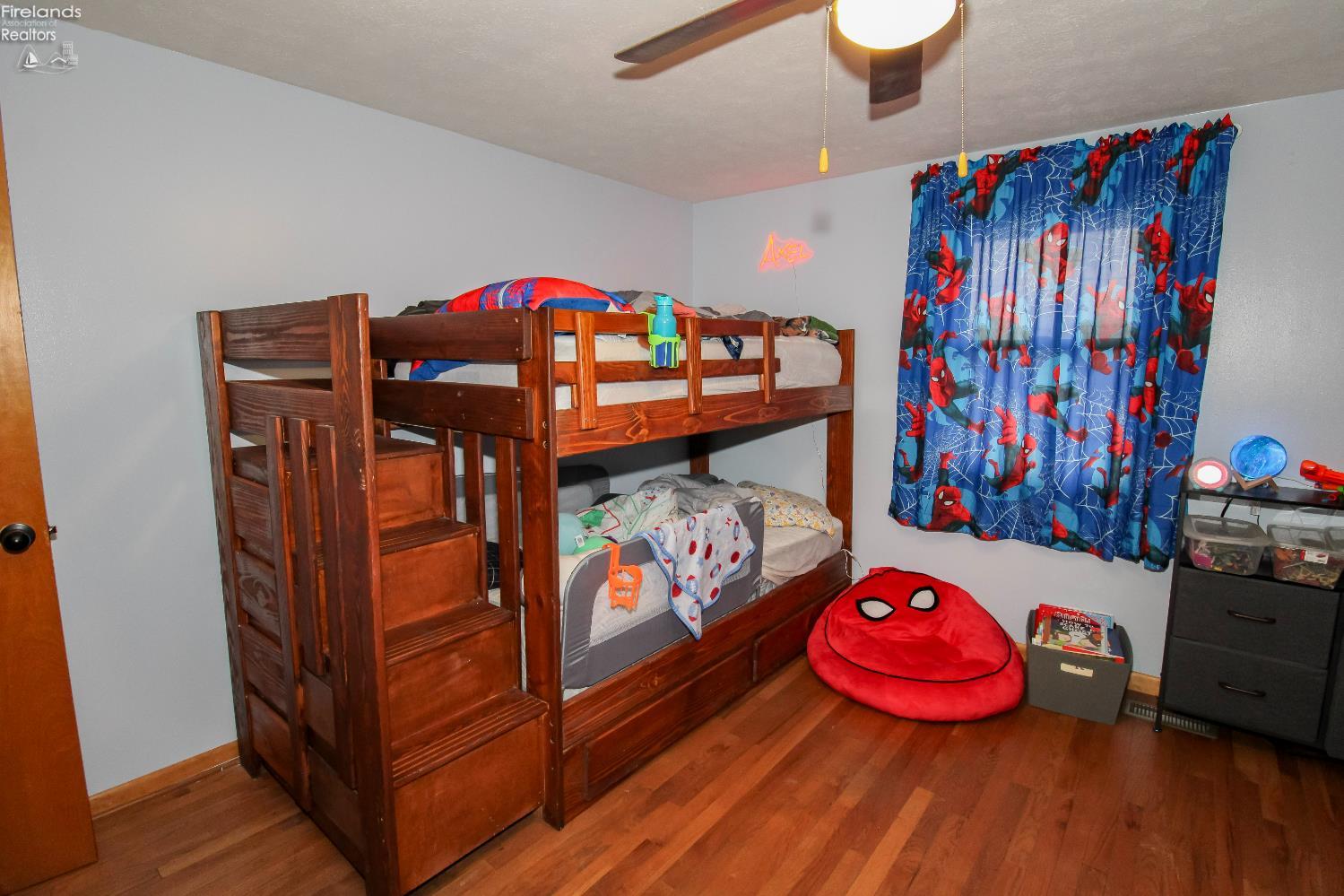 Bellevue, Ohio 44811, United States, 4 Bedrooms Bedrooms, ,2 BathroomsBathrooms,Residential,Active,242247