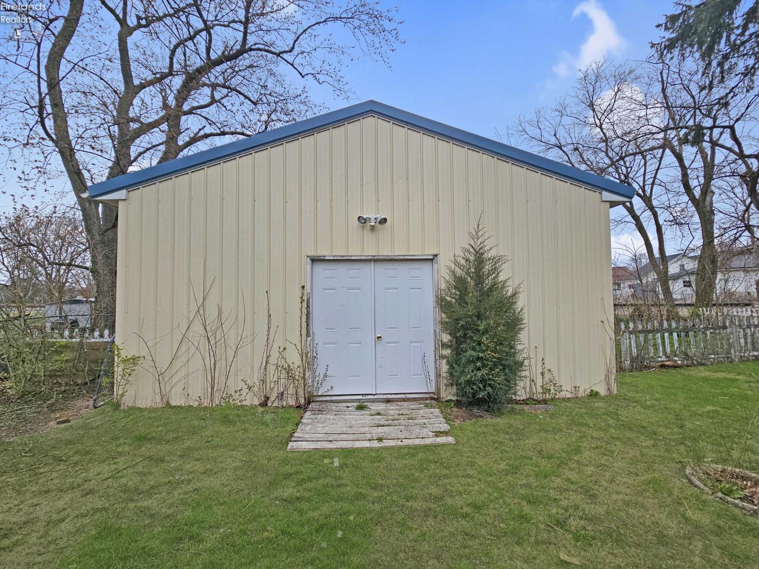 157 Duane Street, Clyde, Ohio image 36