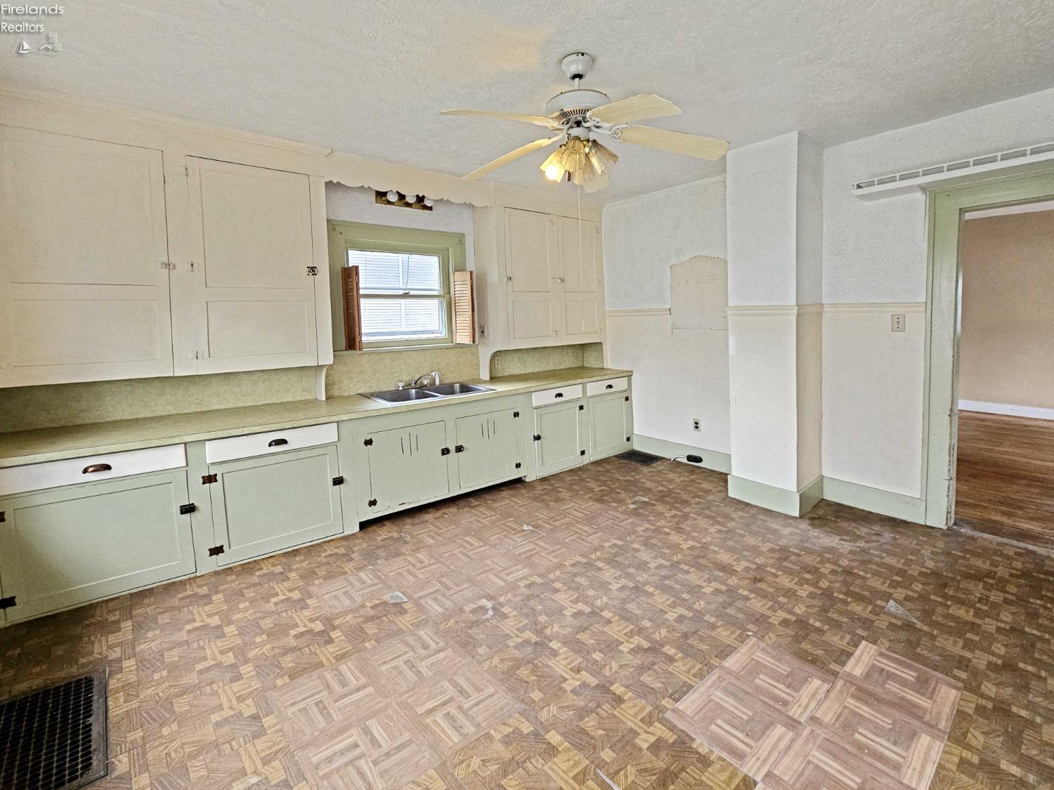 157 Duane Street, Clyde, Ohio image 13