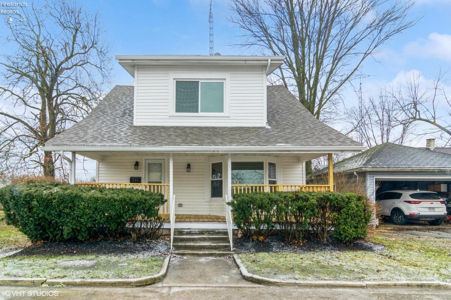 249 W Lytle Street, Fostoria, Ohio image 1