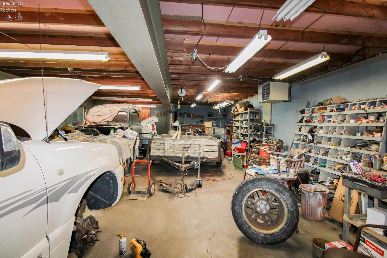 Sandusky, Ohio 44870, United States, 3 Bedrooms Bedrooms, ,4 BathroomsBathrooms,Residential,Active,7431