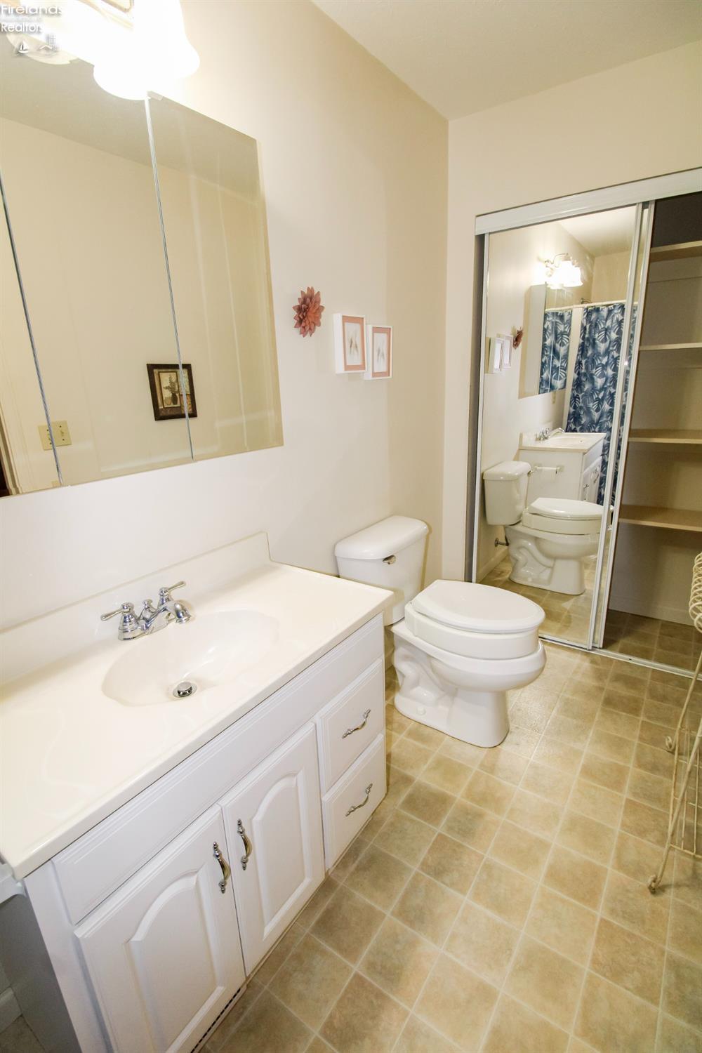 Sandusky, Ohio 44870, United States, 3 Bedrooms Bedrooms, ,4 BathroomsBathrooms,Residential,Active,7431