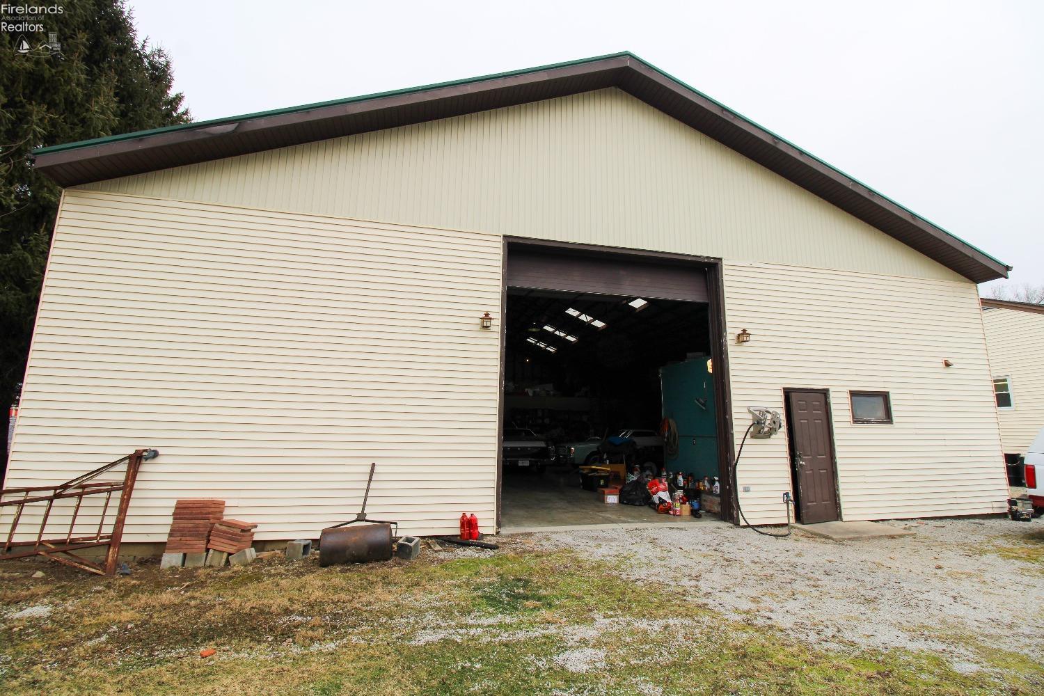 Sandusky, Ohio 44870, United States, 3 Bedrooms Bedrooms, ,4 BathroomsBathrooms,Residential,Active,7431