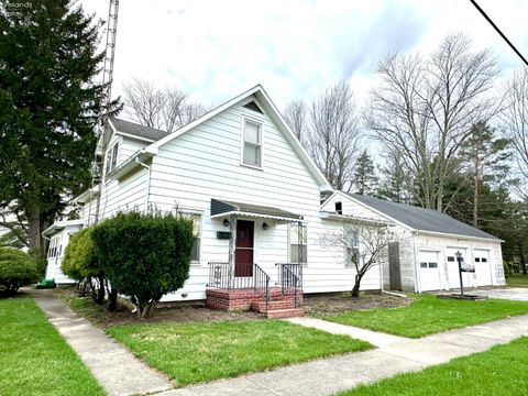 Homes For Sale - 121 Broad Street<br/> Oak Harbor, OH 43449