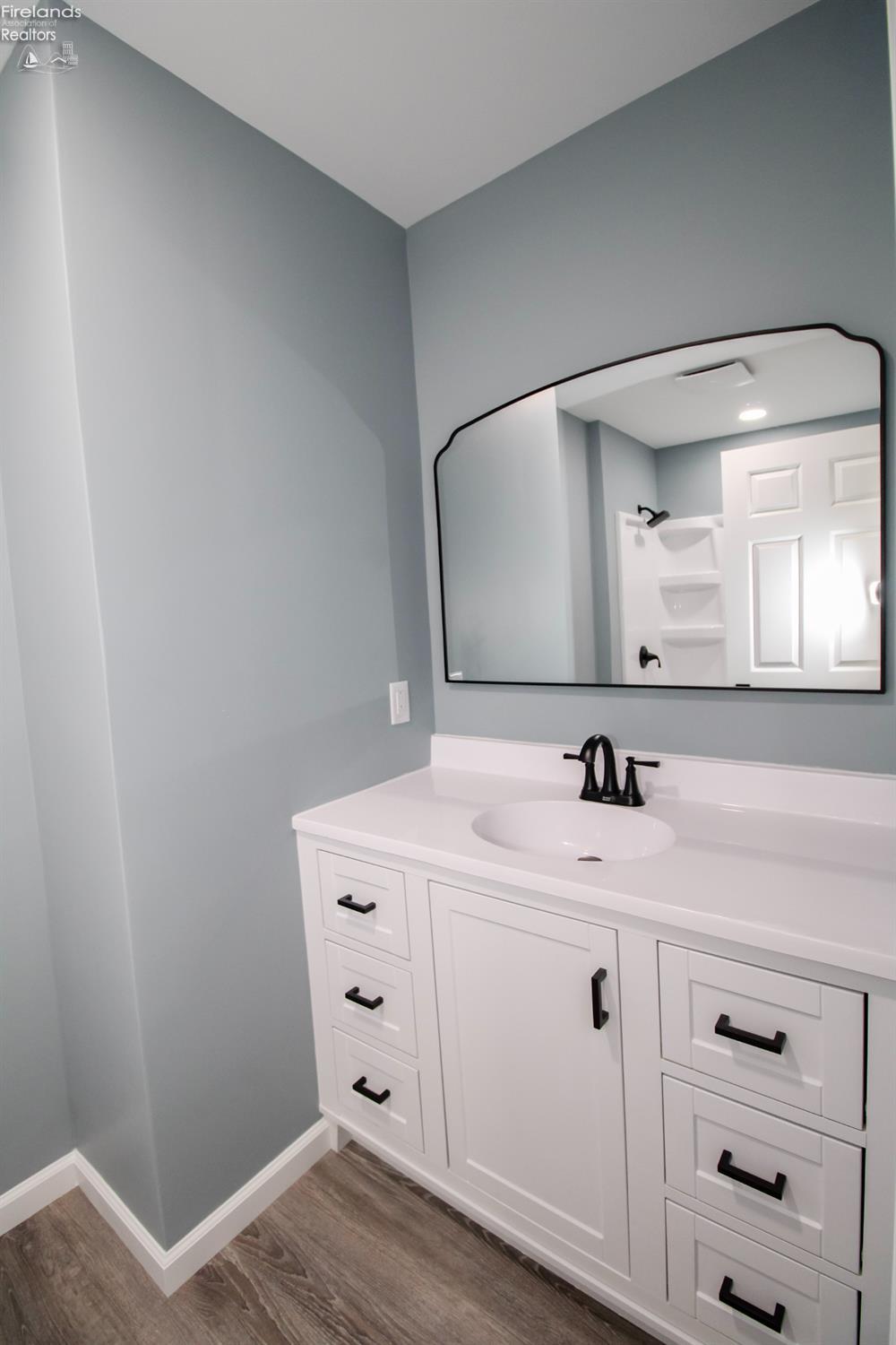 Huron, Ohio 44839, United States, 3 Bedrooms Bedrooms, ,2 BathroomsBathrooms,Residential,Active,238576