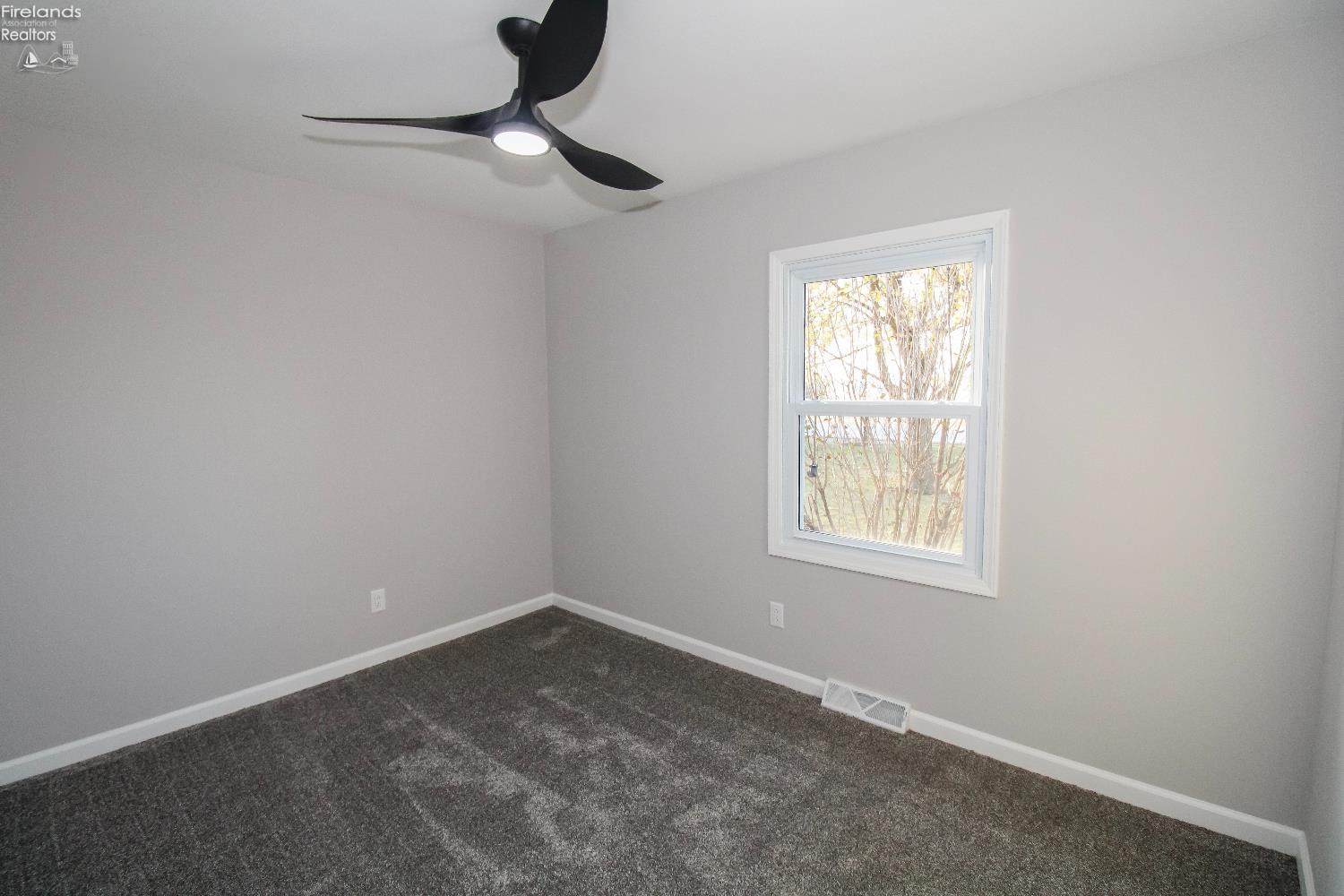 Huron, Ohio 44839, United States, 3 Bedrooms Bedrooms, ,2 BathroomsBathrooms,Residential,Active,238576