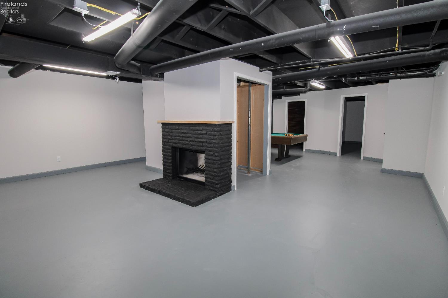 Huron, Ohio 44839, United States, 3 Bedrooms Bedrooms, ,2 BathroomsBathrooms,Residential,Active,238576