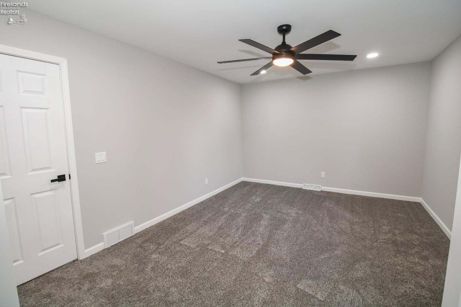 Huron, Ohio 44839, United States, 3 Bedrooms Bedrooms, ,2 BathroomsBathrooms,Residential,Active,238576