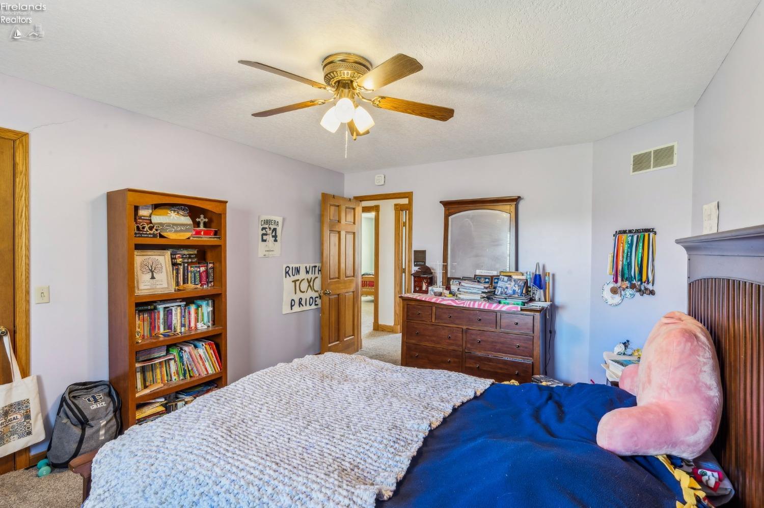 125 W Woodmere Drive, Tiffin, Texas image 32