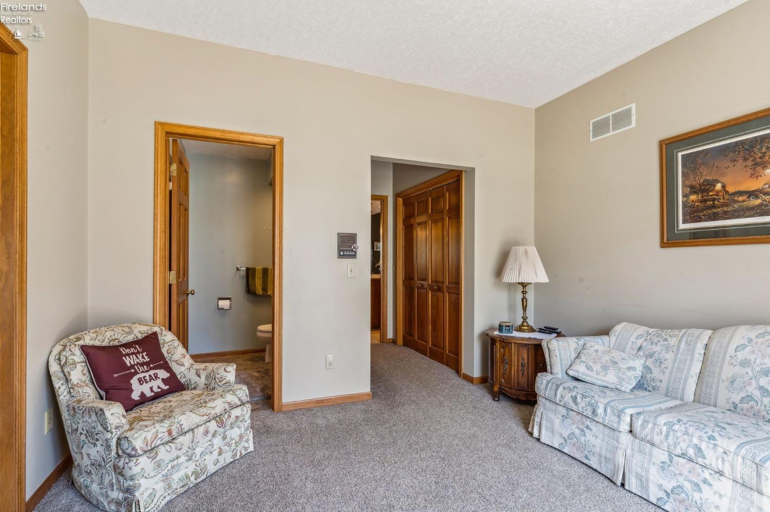 125 W Woodmere Drive, Tiffin, Texas image 16