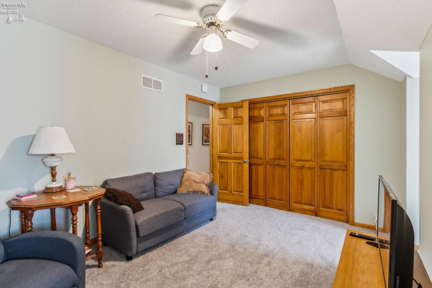 125 W Woodmere Drive, Tiffin, Texas image 35