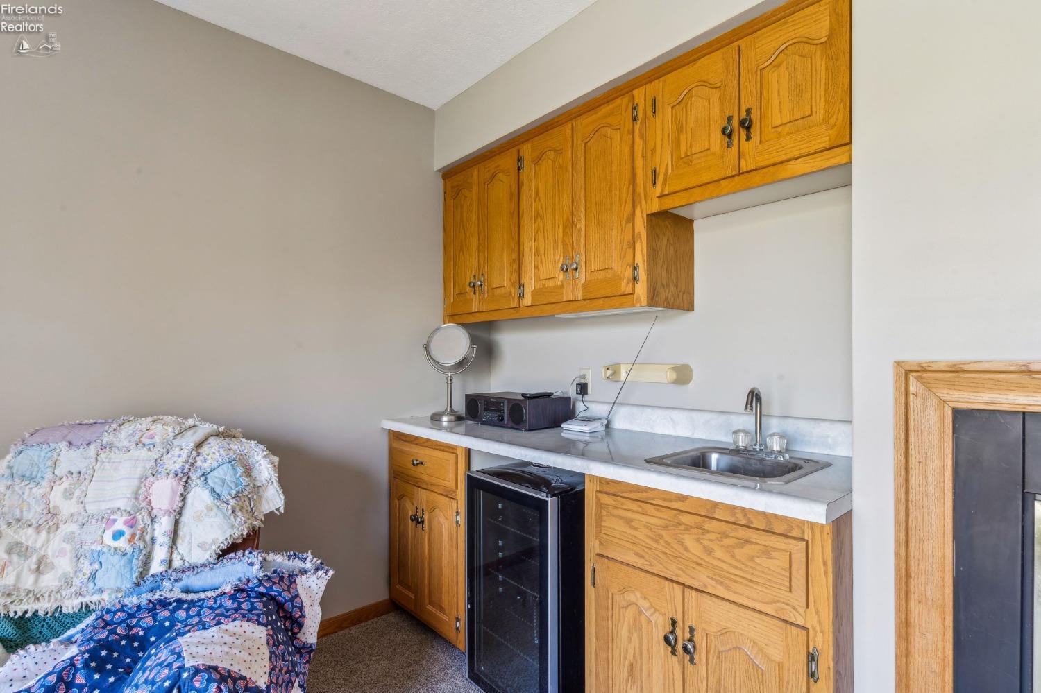 125 W Woodmere Drive, Tiffin, Texas image 26