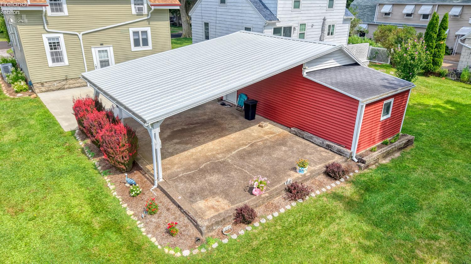 Sandusky, Ohio 44870, United States, 3 Bedrooms Bedrooms, ,2 BathroomsBathrooms,Residential,Contingent,193910