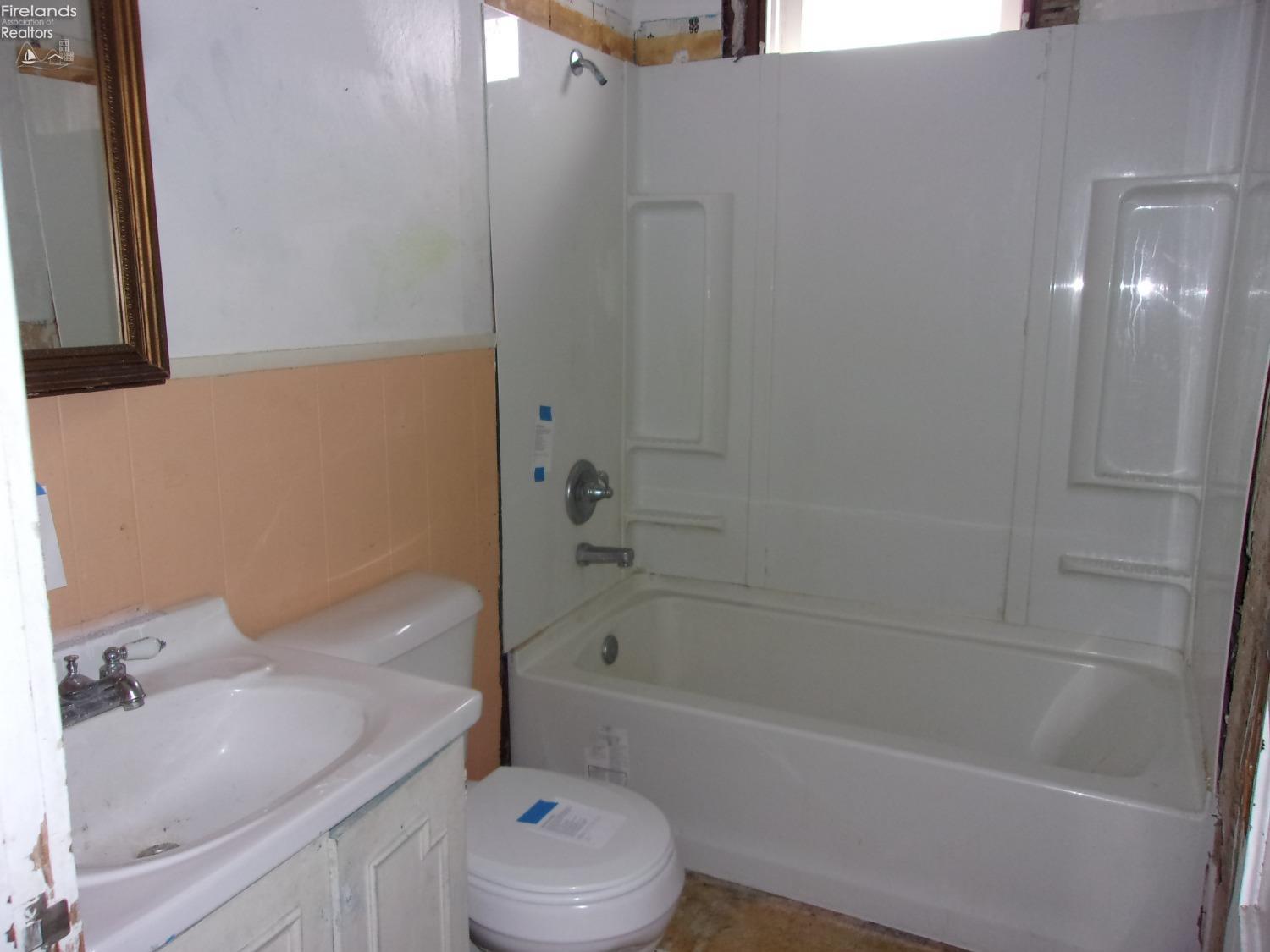 109 S Davis Street, Forest, Texas image 11