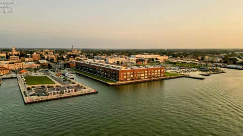 Photo for 401 W Shoreline Drive 324