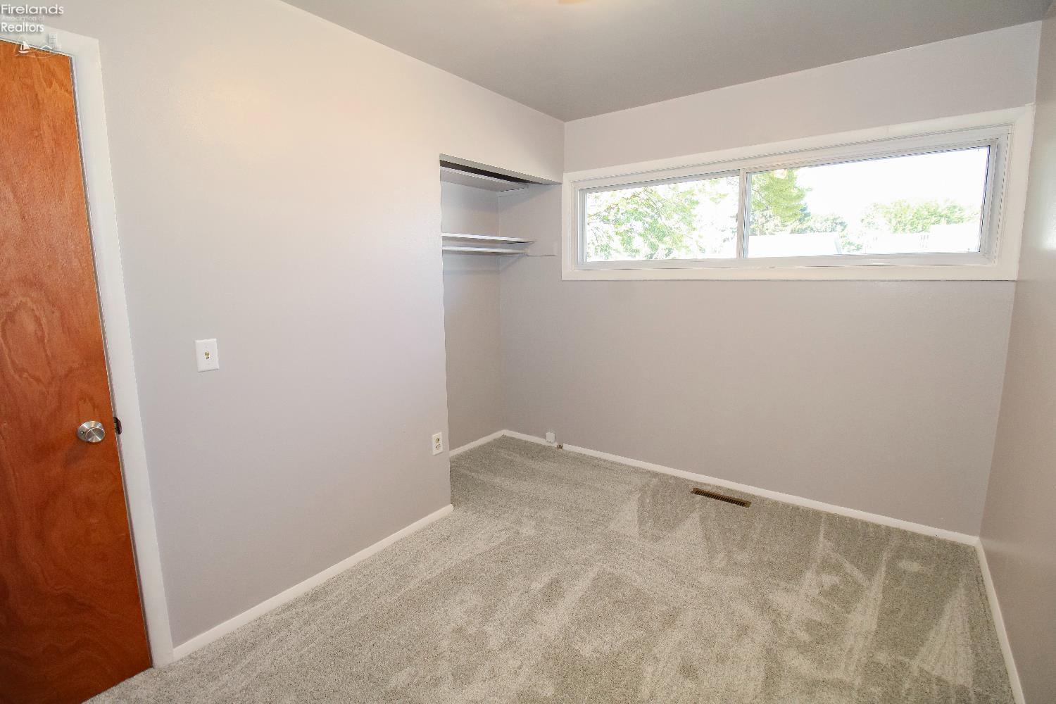 Sandusky, Ohio 44870, United States, 3 Bedrooms Bedrooms, ,1 BathroomBathrooms,Residential,Contingent,214568