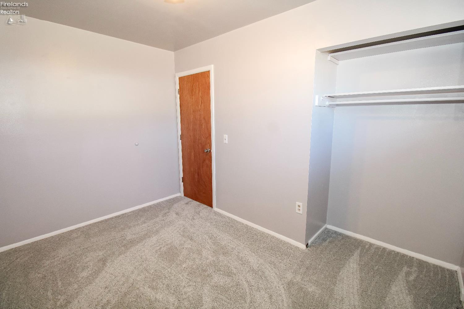 Sandusky, Ohio 44870, United States, 3 Bedrooms Bedrooms, ,1 BathroomBathrooms,Residential,Contingent,214568