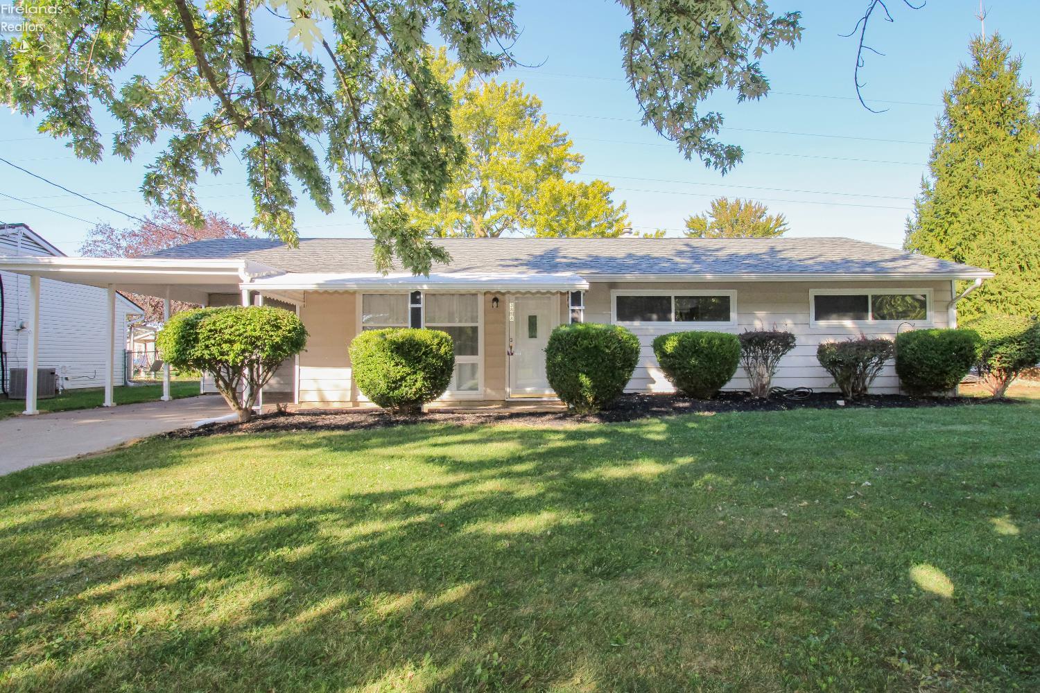 Sandusky, Ohio 44870, United States, 3 Bedrooms Bedrooms, ,1 BathroomBathrooms,Residential,Contingent,214568