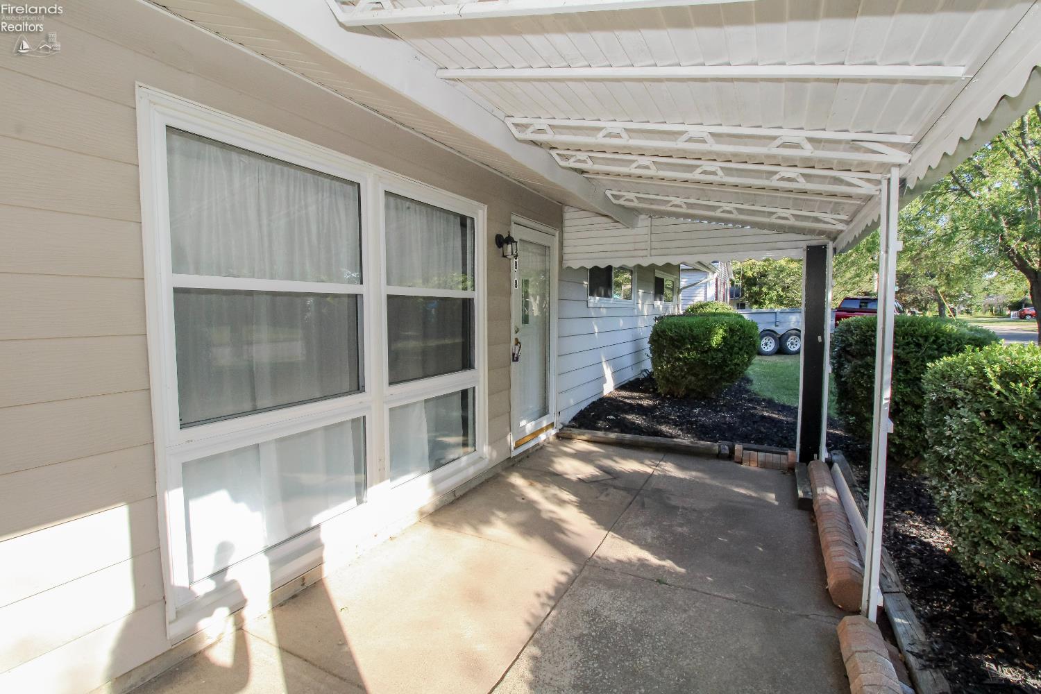 Sandusky, Ohio 44870, United States, 3 Bedrooms Bedrooms, ,1 BathroomBathrooms,Residential,Contingent,214568