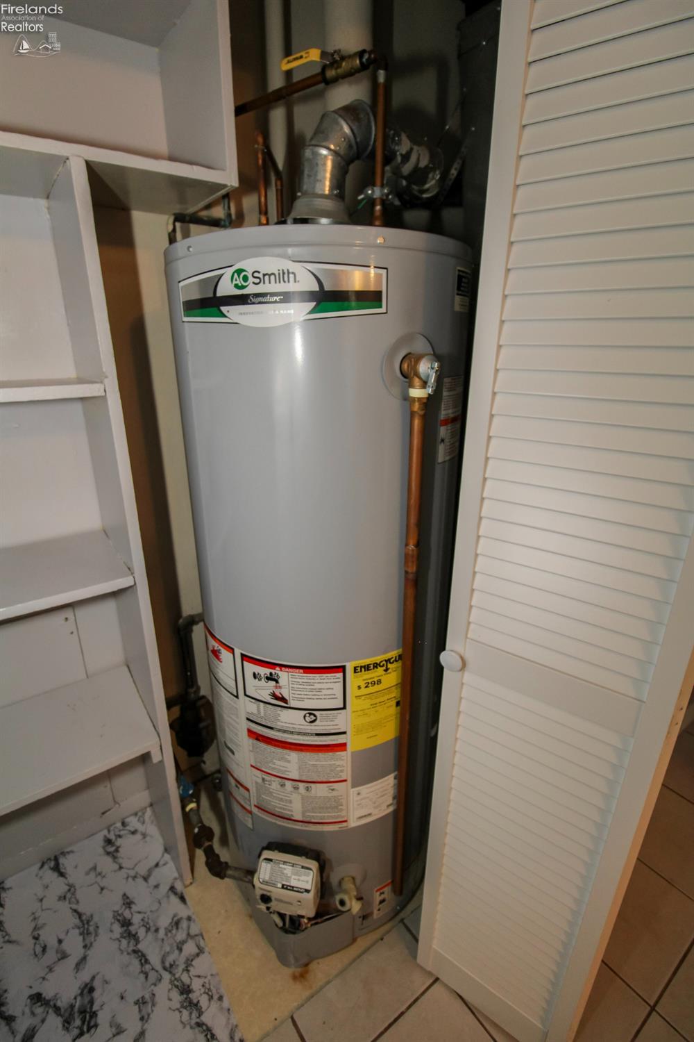 Sandusky, Ohio 44870, United States, 3 Bedrooms Bedrooms, ,1 BathroomBathrooms,Residential,Contingent,214568