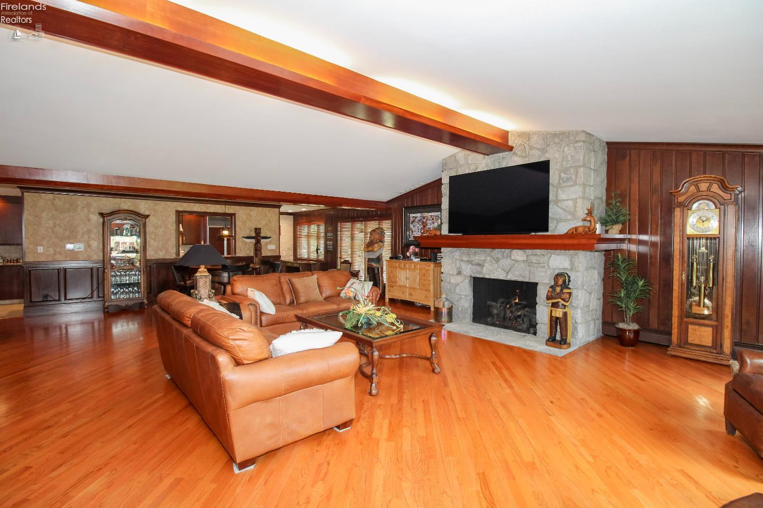 Huron, Ohio 44839, United States, 4 Bedrooms Bedrooms, ,3 BathroomsBathrooms,Residential,Active,185892