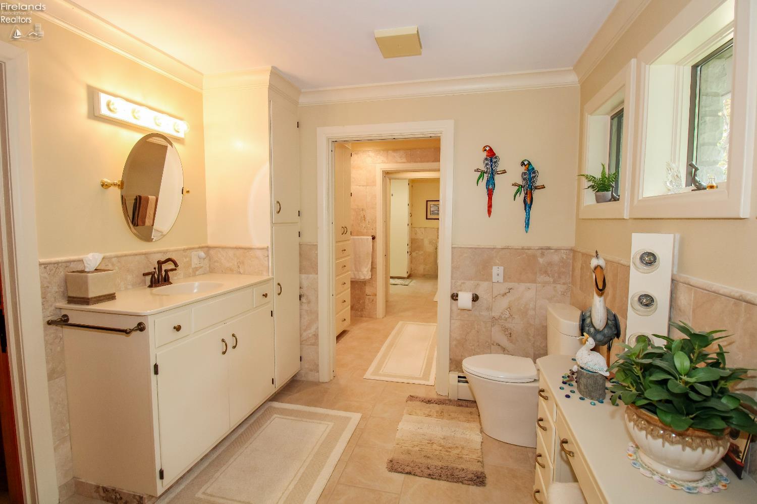 Huron, Ohio 44839, United States, 4 Bedrooms Bedrooms, ,3 BathroomsBathrooms,Residential,Active,185892