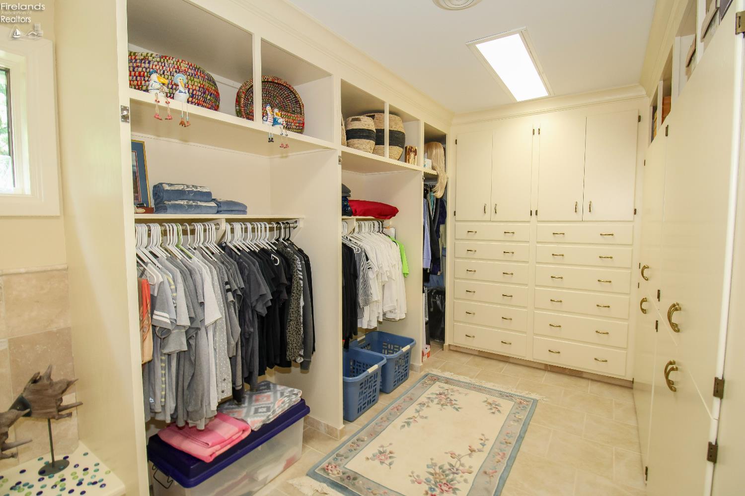 Huron, Ohio 44839, United States, 4 Bedrooms Bedrooms, ,3 BathroomsBathrooms,Residential,Active,185892