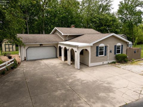 Homes For Sale - 1040 Cleveland Avenue<br/> Fremont, OH 43420