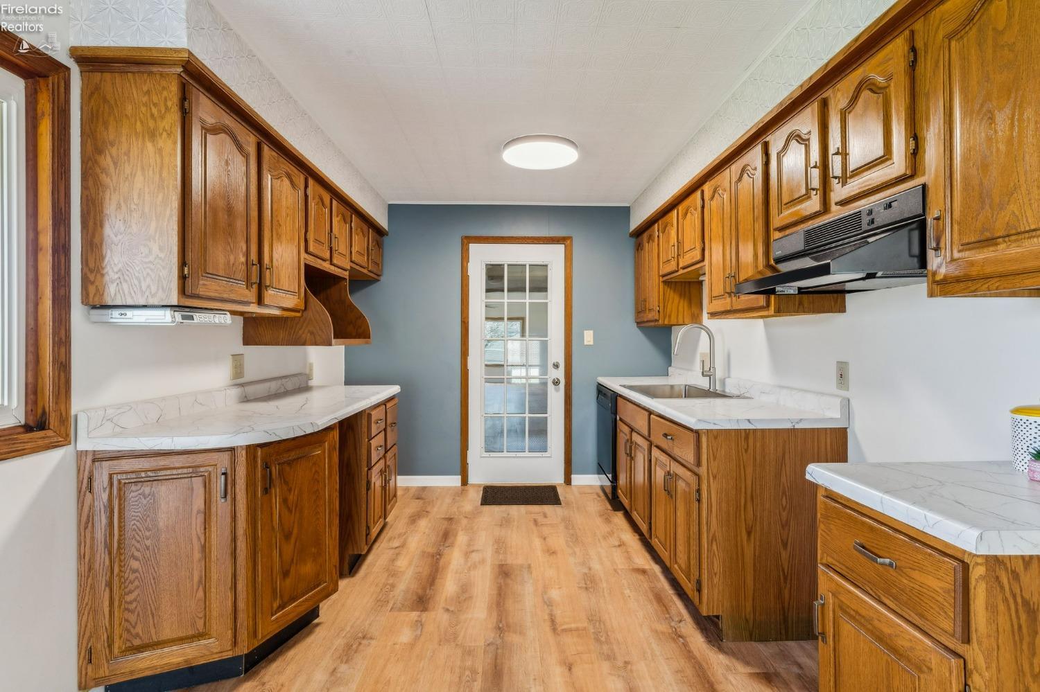 1314 W Stoner Rd, Fostoria, Texas image 12