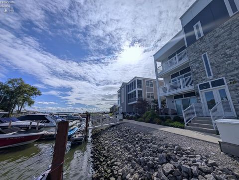 Homes For Sale - 2564 S Waterside Court #221<br/> Marblehead, OH 43440