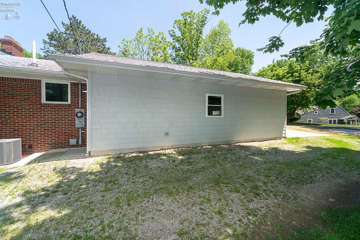 3657 N Ridge Road, Port Clinton, Ohio image 30