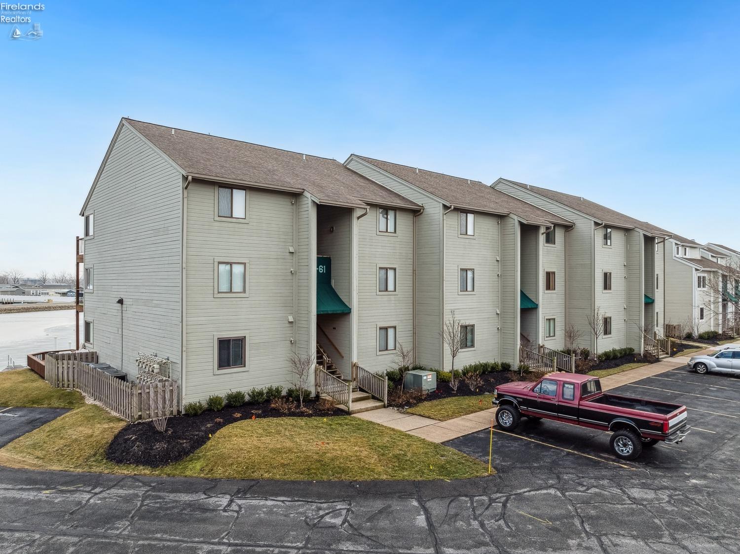 1743 N Windward Drive, Port Clinton, Ohio image 38