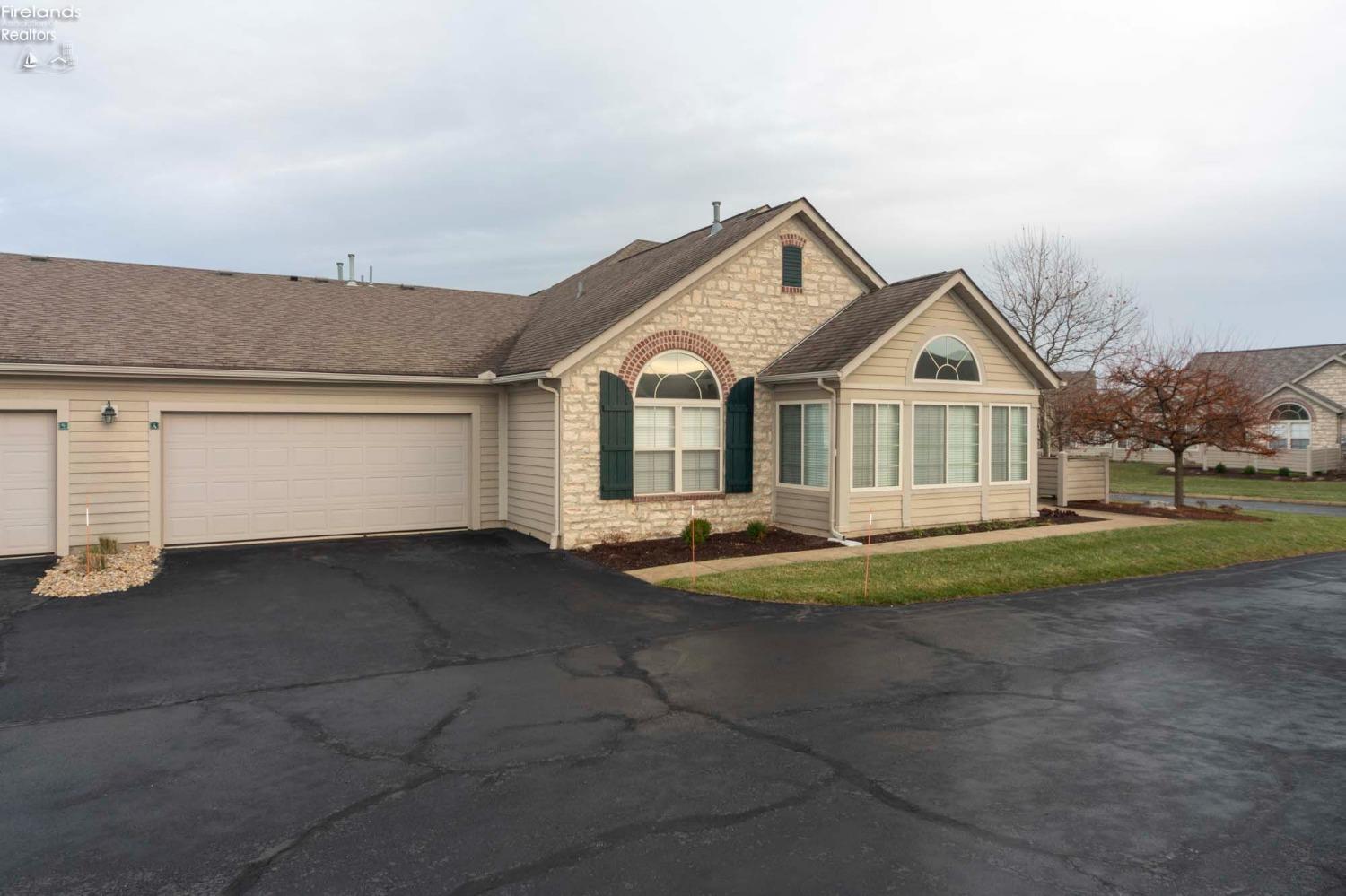 2700 N Canterbury Circle #A, Port Clinton, Ohio image 37