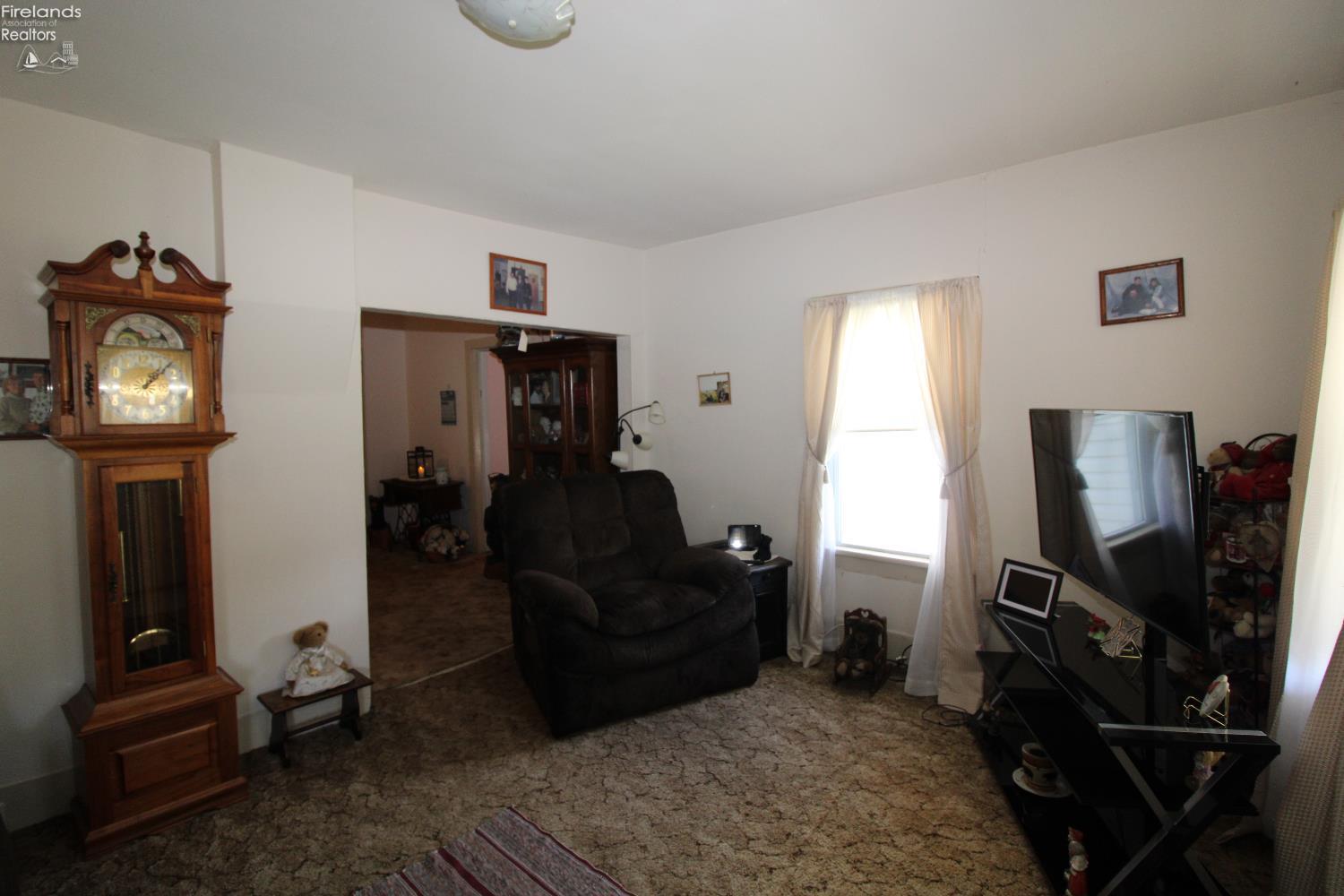 414 Short Street, Port Clinton, New Mexico image 16