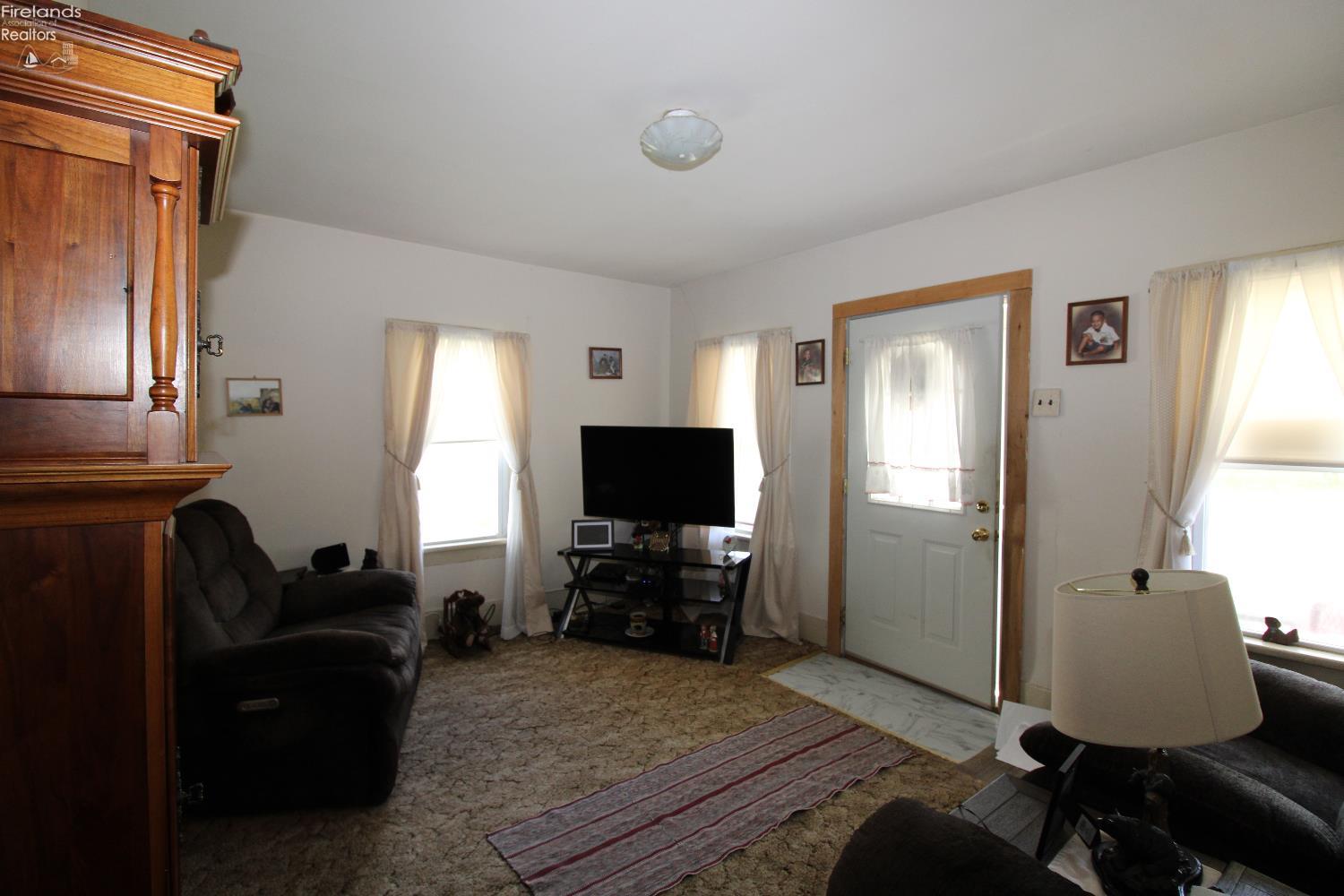 414 Short Street, Port Clinton, New Mexico image 17