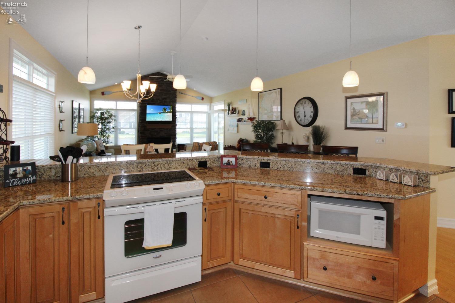 1239 Catawba Bay Drive, Port Clinton, Texas image 33
