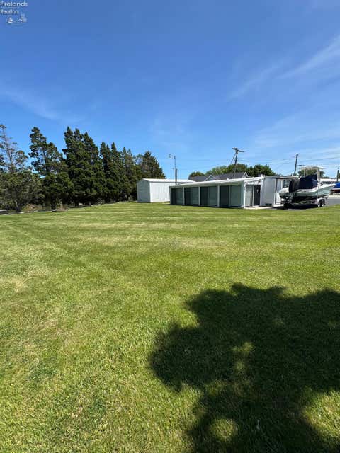 Mobile Home For Sale - 2825 W Risingsun Road<br/> Port Clinton, OH 43452