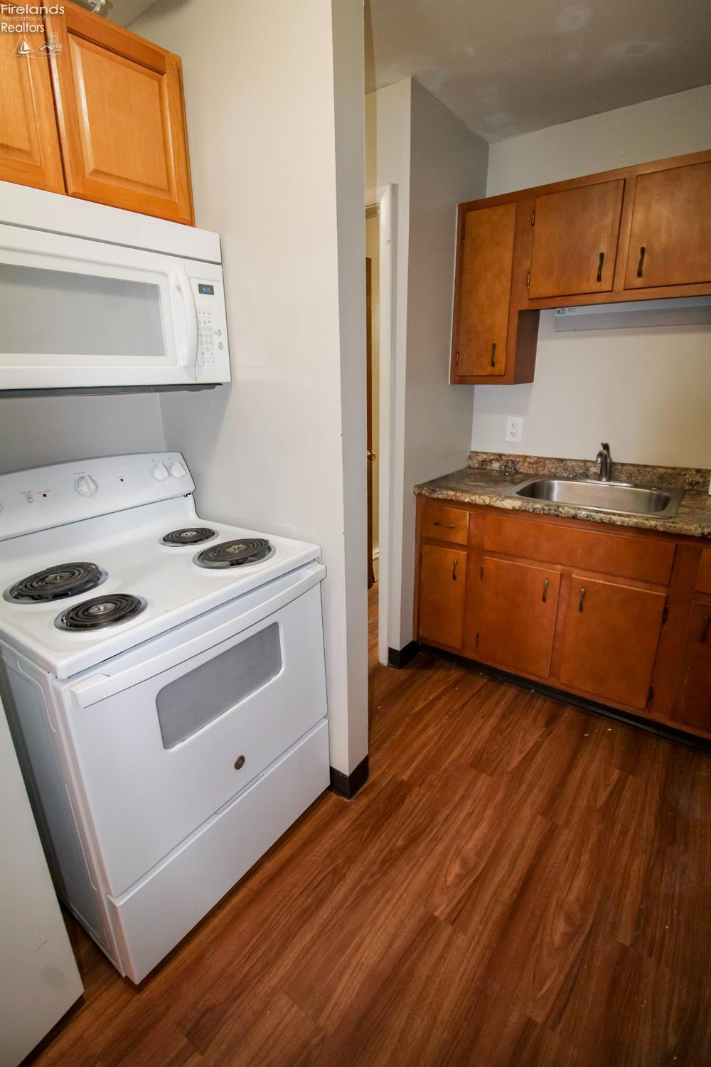 Huron, Ohio 44839, United States, ,Residential,Active,16035